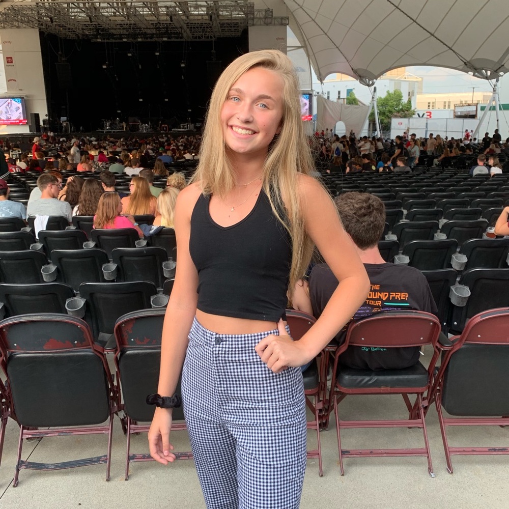 Meet your Posher, Reese